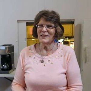 Meet your Posher, Deborah